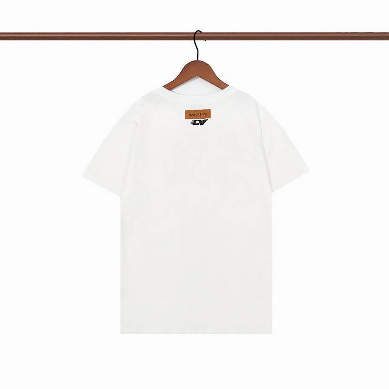 Louis Vuitton Men's T-shirts 175